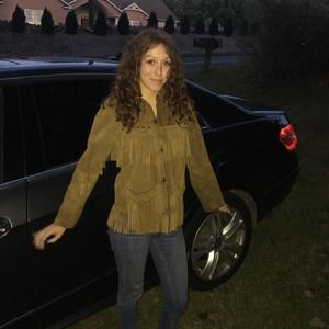 Meet your Posher, Melissa